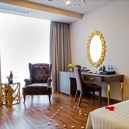Cicilia City Hotel Saigon Center Ho Chi Minh-staden Exteriör bild